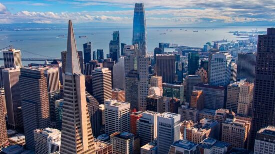 San francisco skyline shutterstock_2732146863